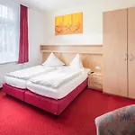 Gaestehaus Bakker Gæstehus 3*